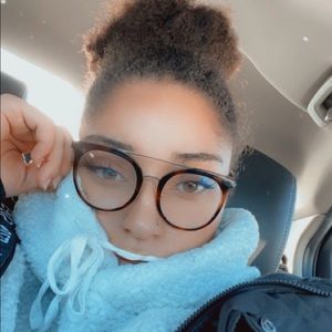 Meet your Posher, Tanisa